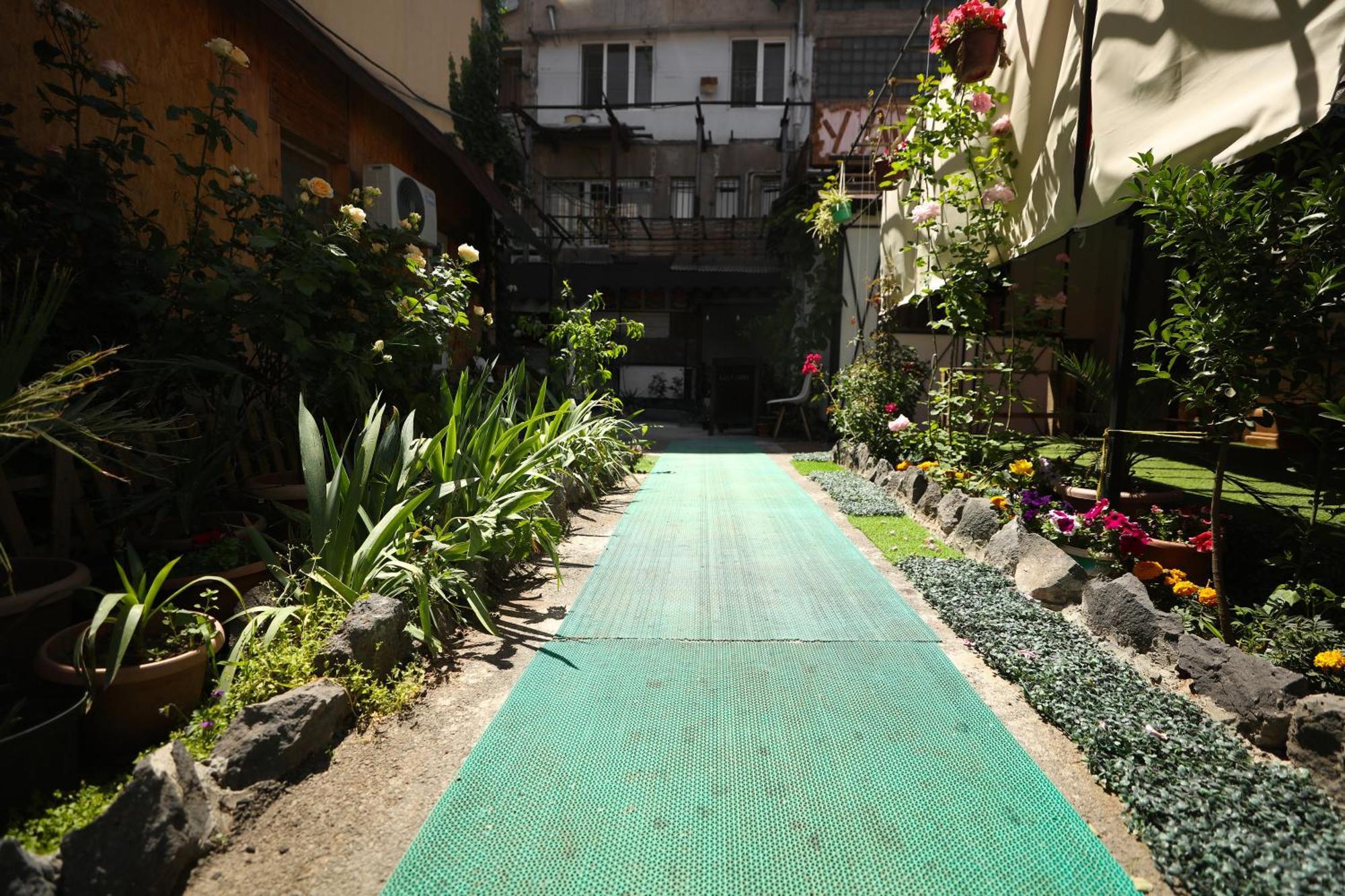 U Ashota Otel Erivan Dış mekan fotoğraf