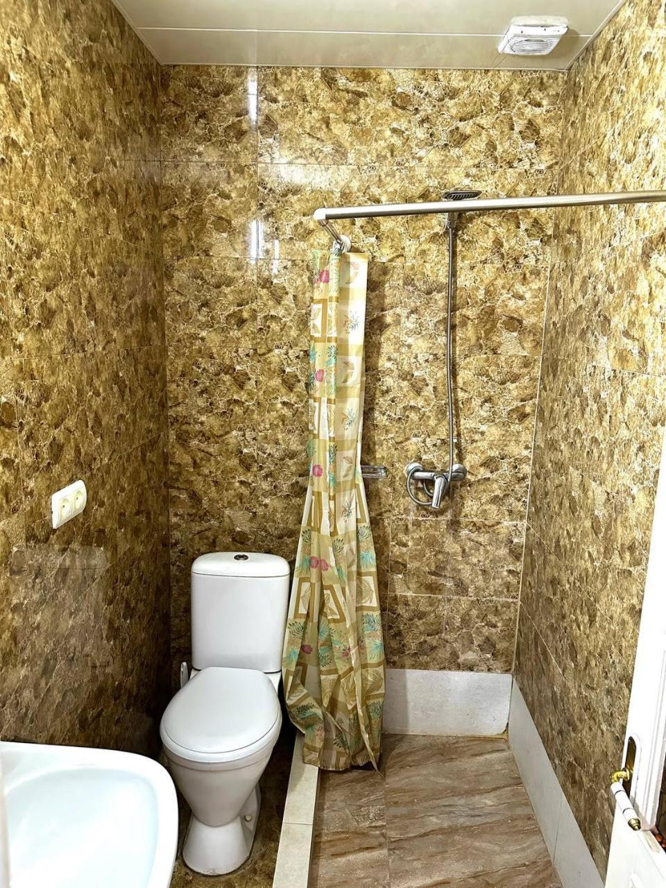 U Ashota Otel Erivan Dış mekan fotoğraf