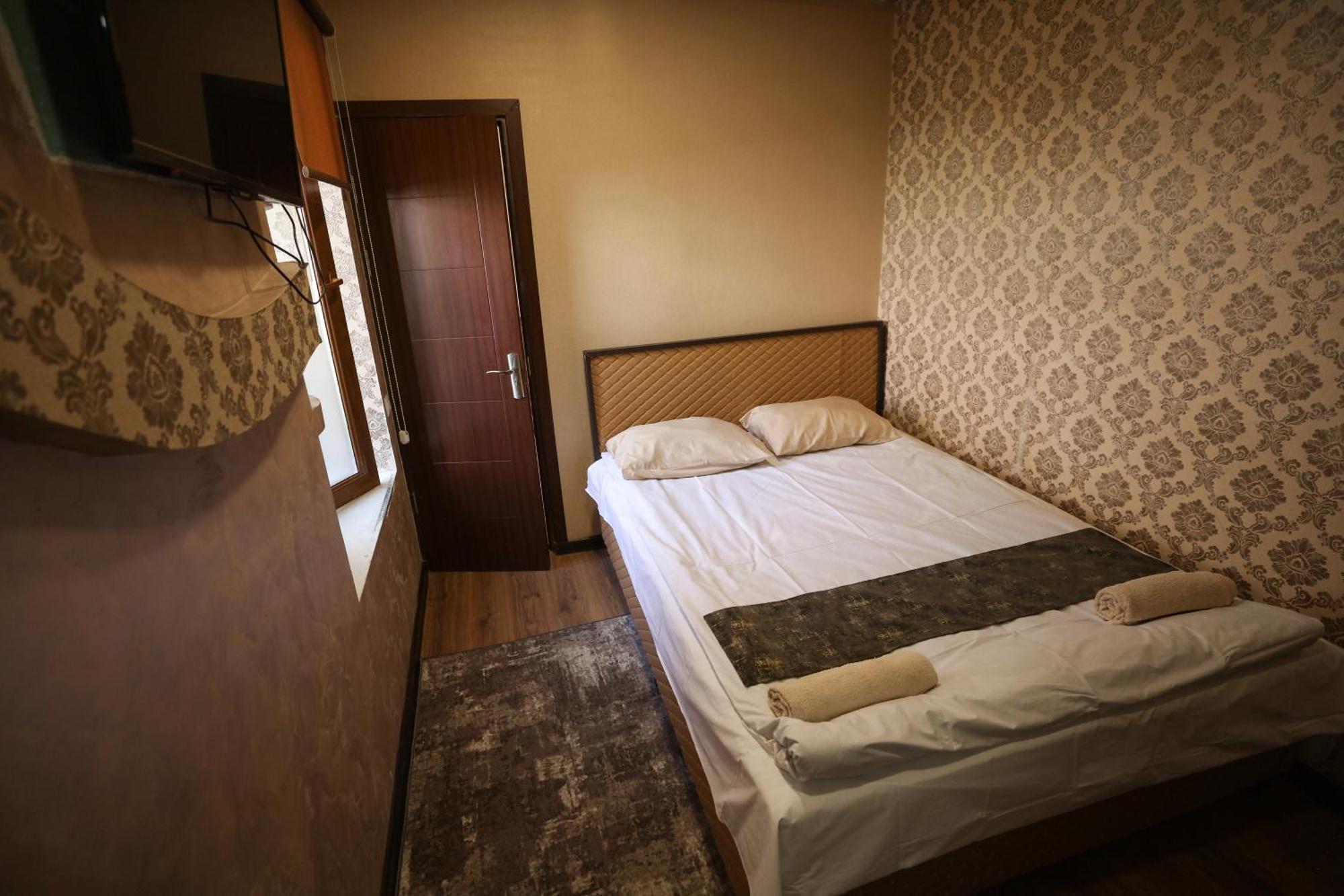 U Ashota Otel Erivan Dış mekan fotoğraf