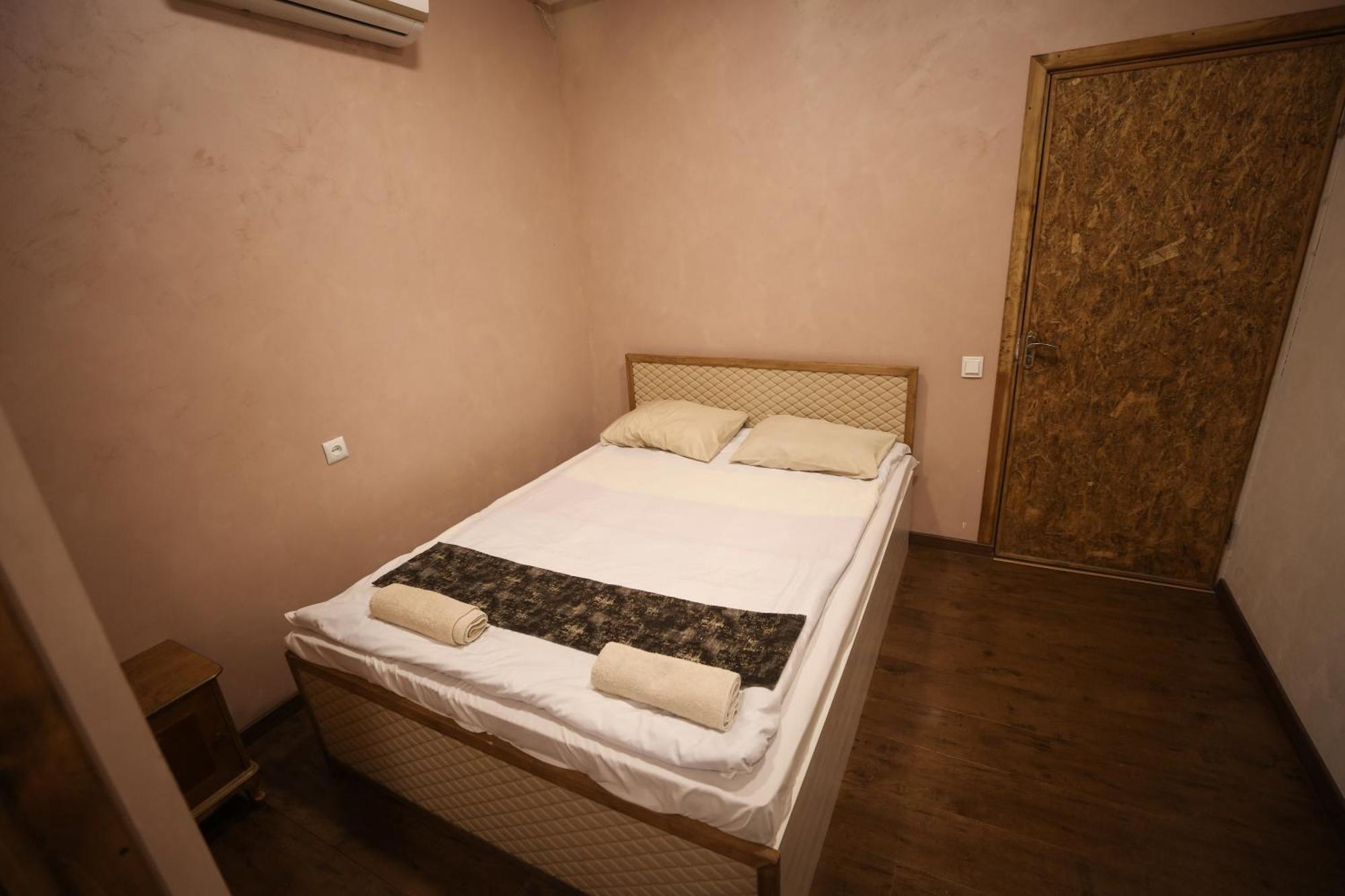 U Ashota Otel Erivan Dış mekan fotoğraf