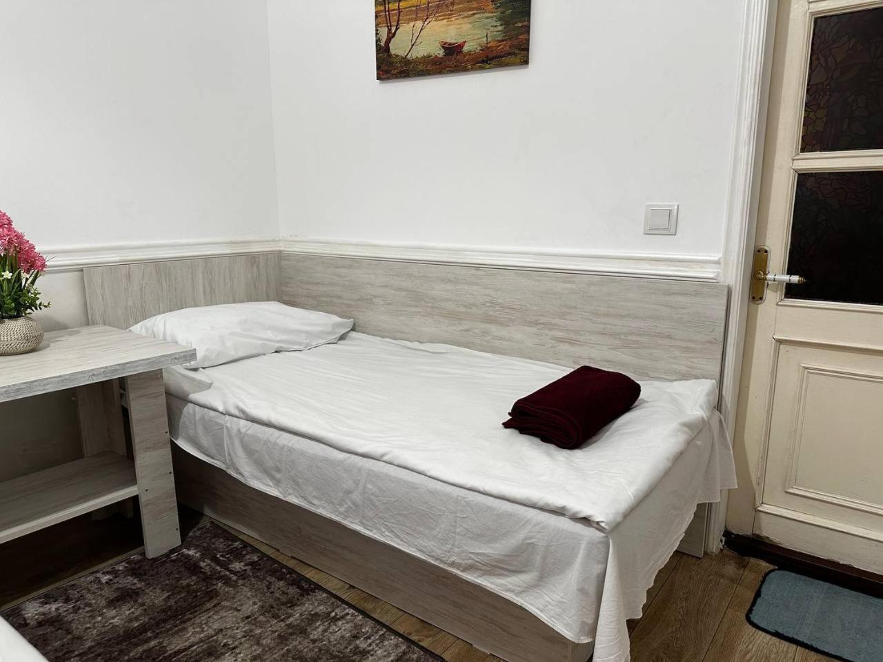 U Ashota Otel Erivan Dış mekan fotoğraf