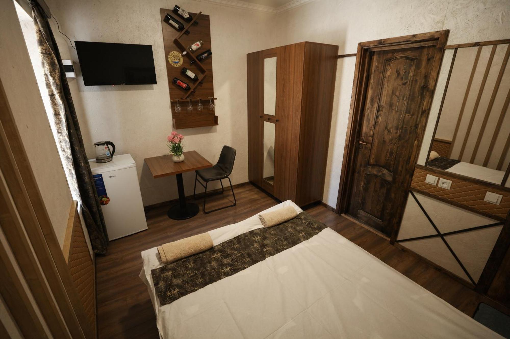 U Ashota Otel Erivan Dış mekan fotoğraf