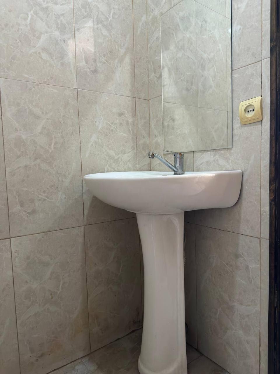 U Ashota Otel Erivan Dış mekan fotoğraf